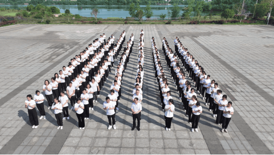 1755843365(1).jpg 1755843365(1).jpg